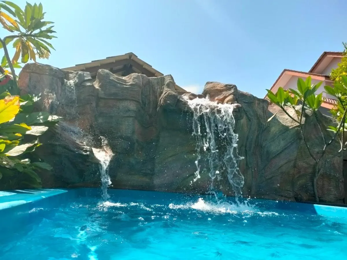 בית נופש Malacca Roemahkoe Holidayhome